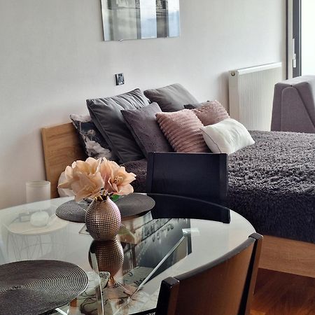 Studio Apartman Anamaria ซาเกร็บ ภายนอก รูปภาพ