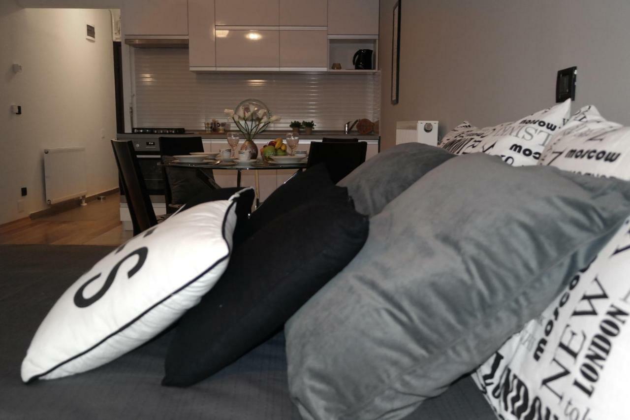 Studio Apartman Anamaria ซาเกร็บ ภายนอก รูปภาพ